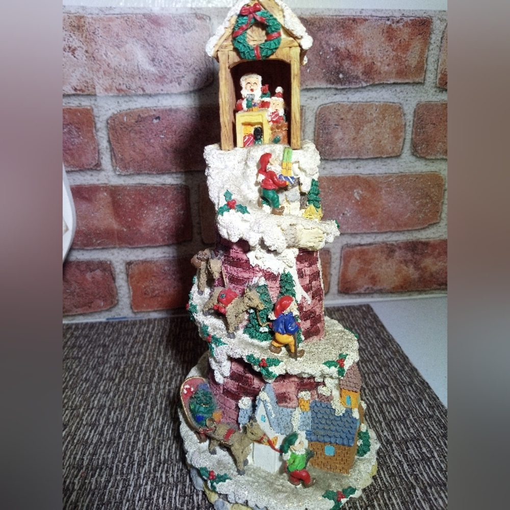 Vintage Santa's Workshop Christmas Village Lighthouse Musical Box